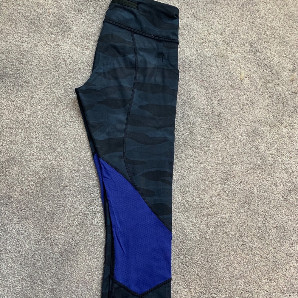 Lululemon Speed Crop